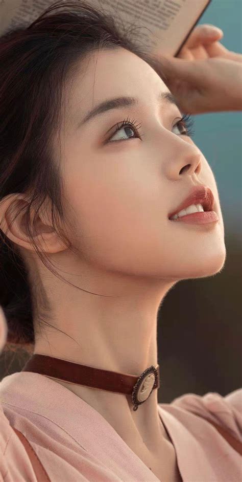 全国田径锦标赛：吴艳妮女子100米栏折桂 陈圆将男子110米栏达标世锦赛